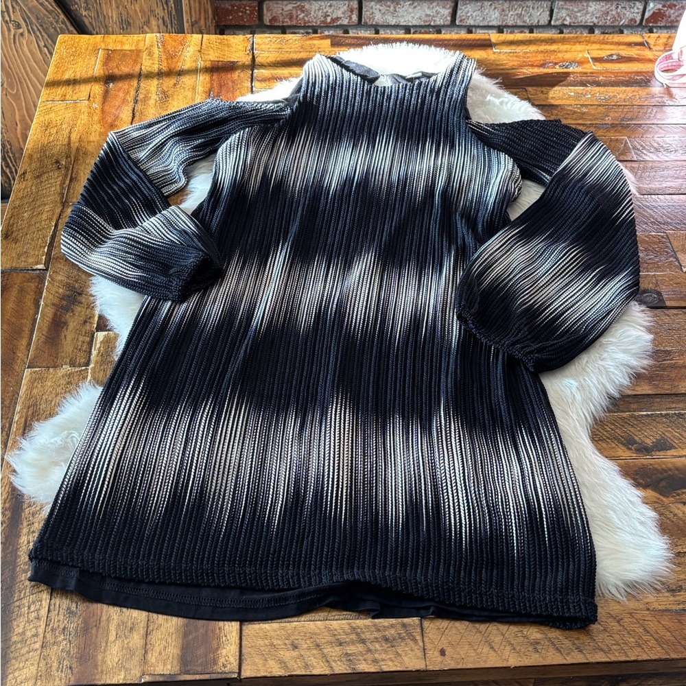 Zara Black and White Long Sleeve Dress